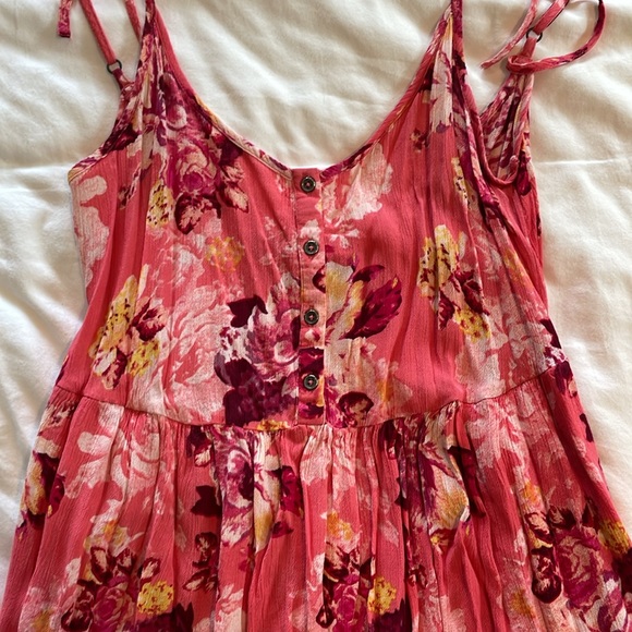 Floral Springtime Billabong Dress - Picture 2 of 4